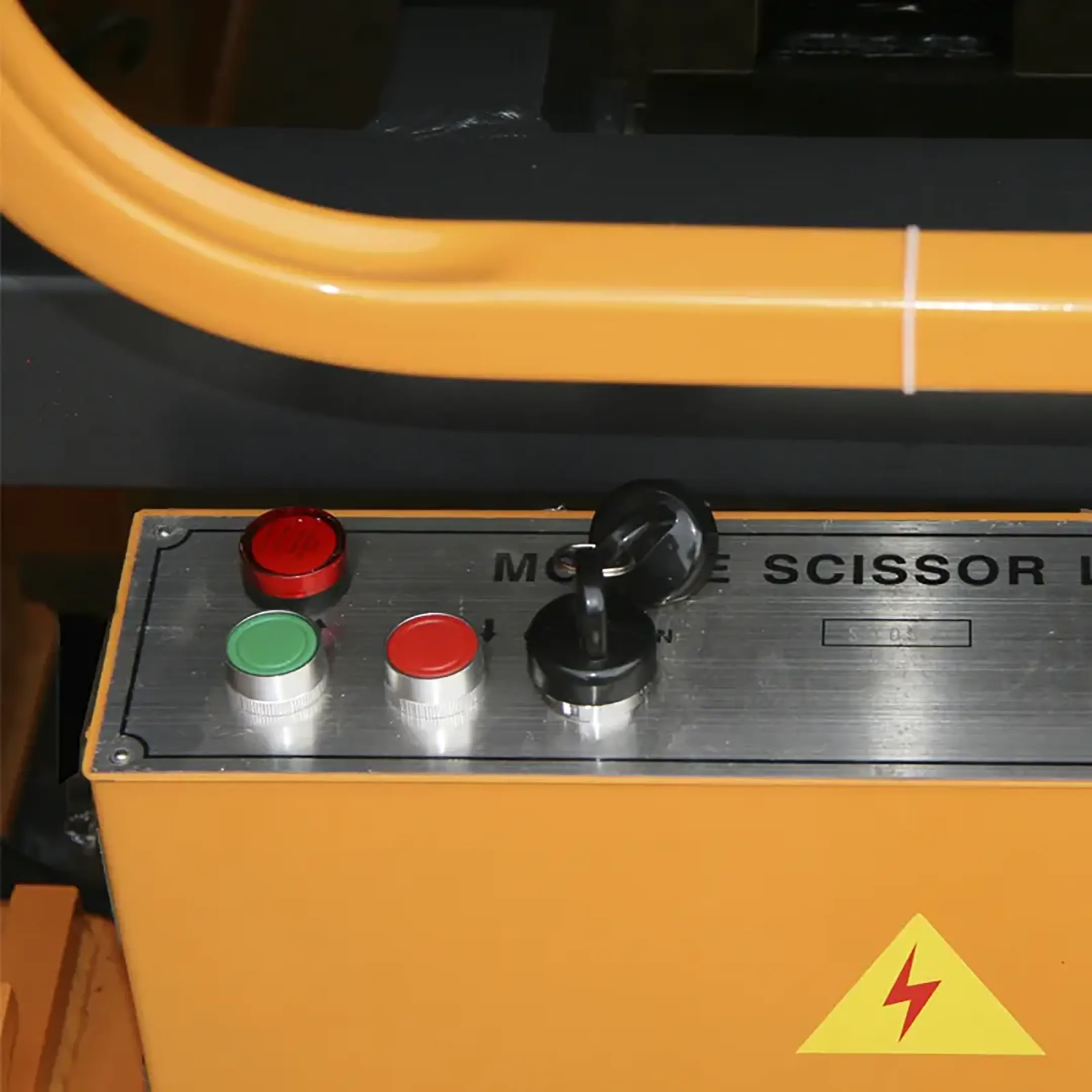 Подъемник ножничный несамоходный SJY-0.5-7 (380В, 500 кг, 7 м) СМАРТЛИФТ (SMARTLIFT)