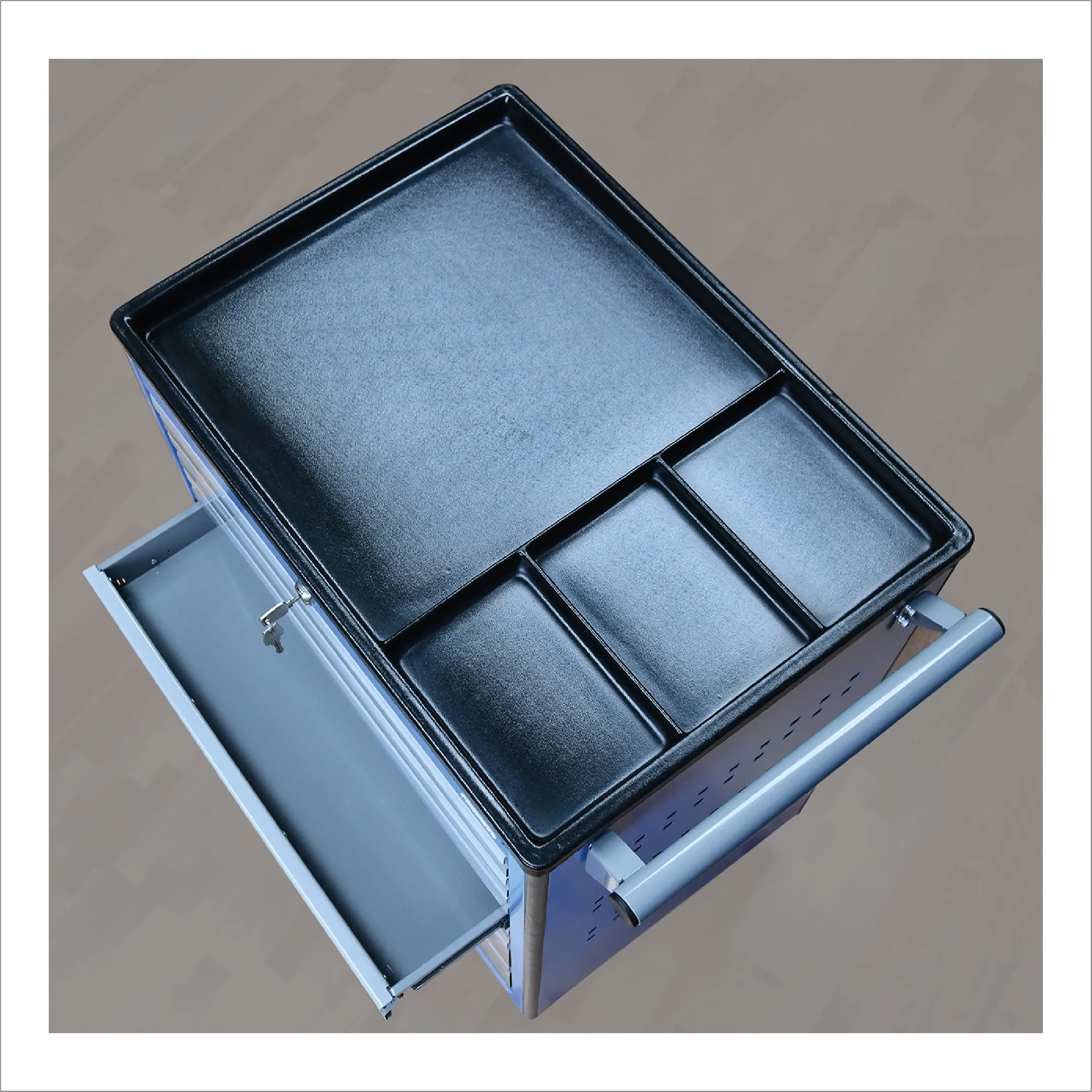 Тележка инструментальная TNC 950.4