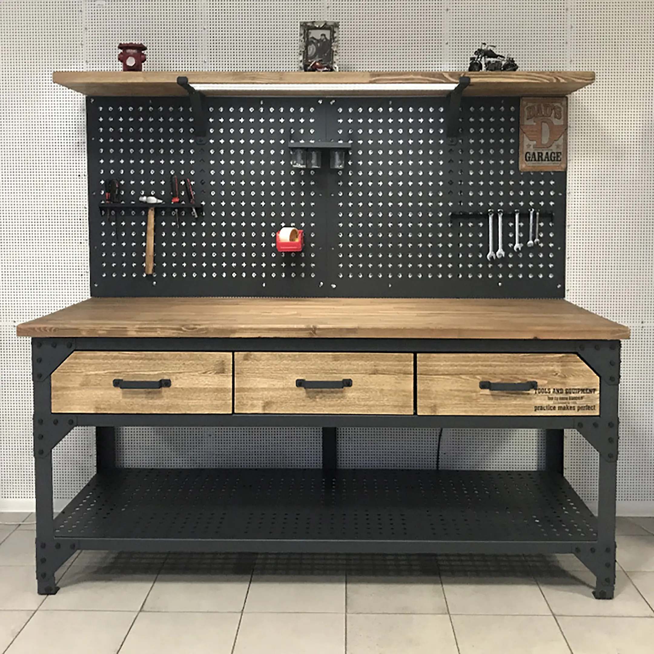 Верстак массив 6,5ft DAD`s Garage