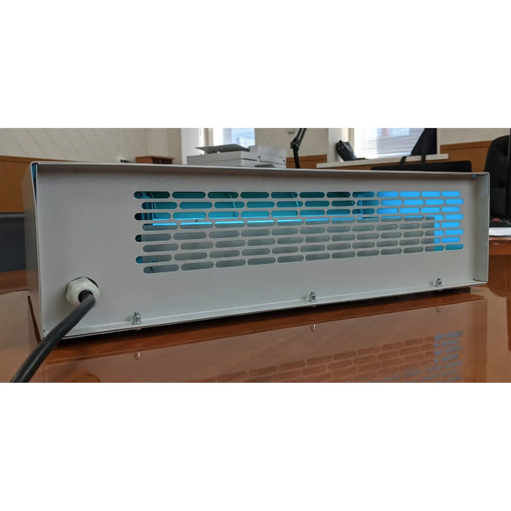 Бактерицидный обеззараживатель - рециркулятор воздуха AirBOX Premium