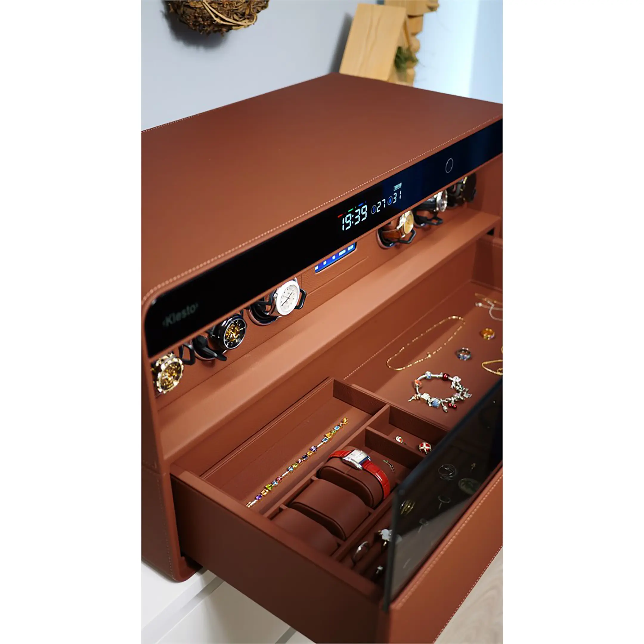 Сейф мебельный Klesto Smart JSM6 рубиновая кожа