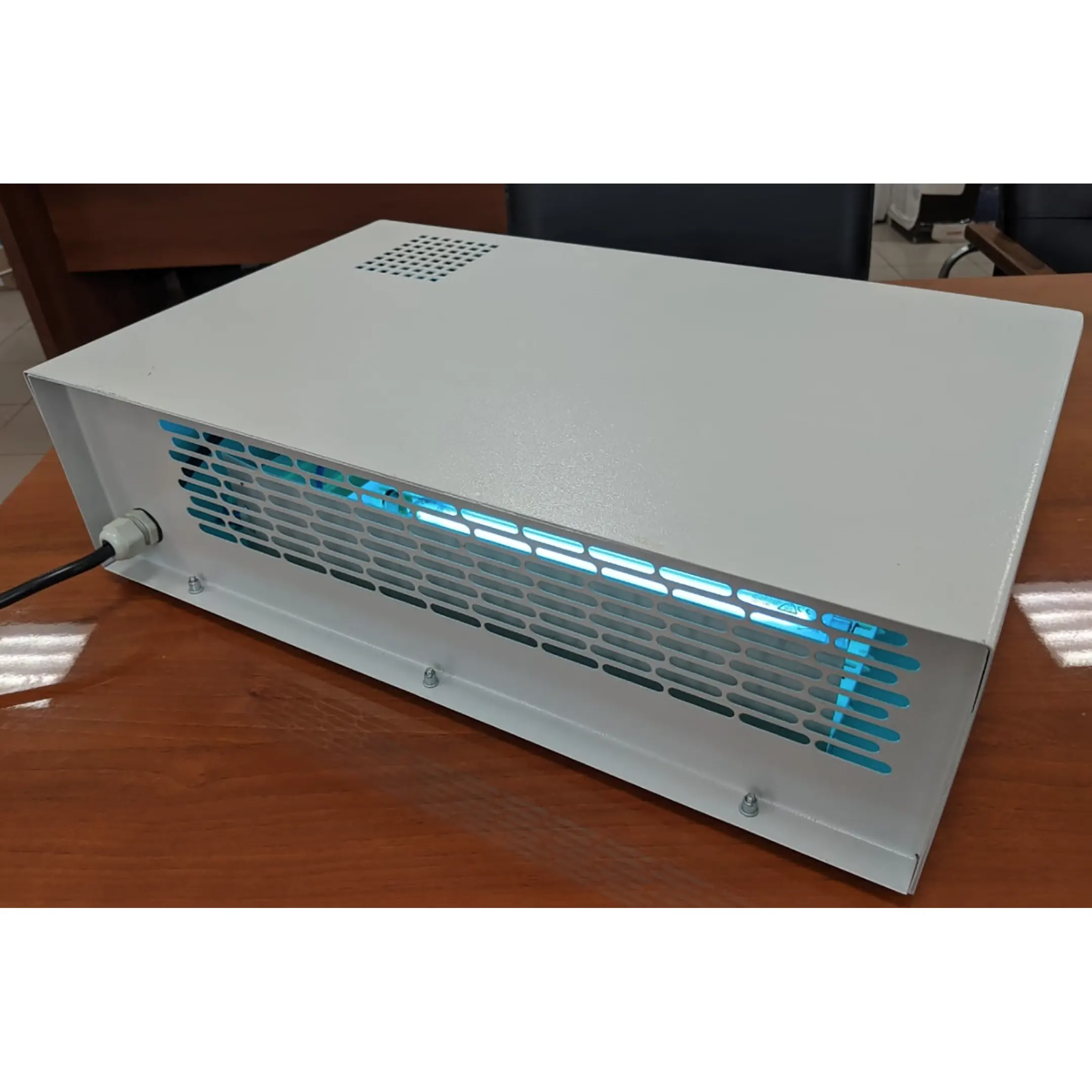 Бактерицидный обеззараживатель - рециркулятор воздуха AirBOX Premium