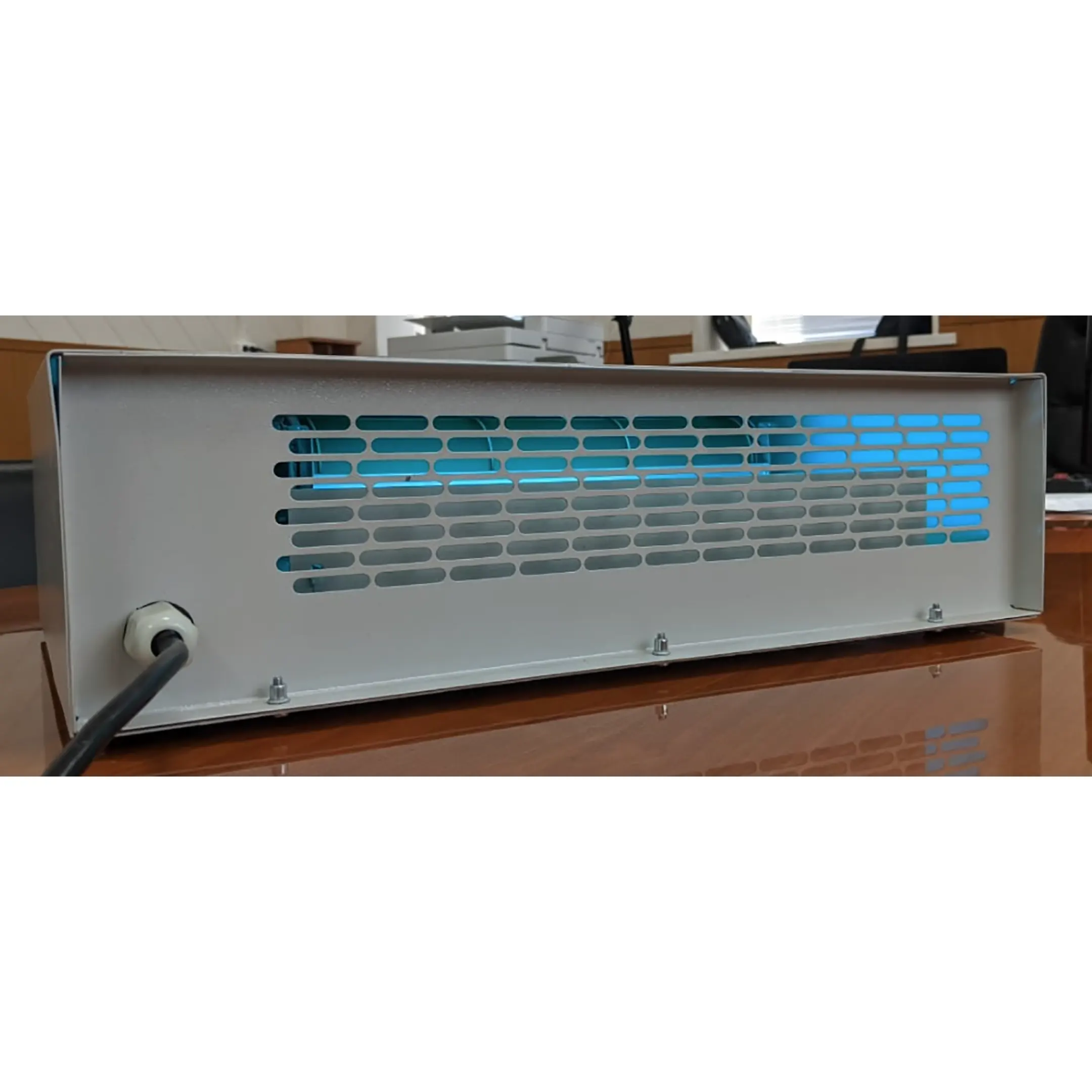 Бактерицидный обеззараживатель - рециркулятор воздуха AirBOX Standart
