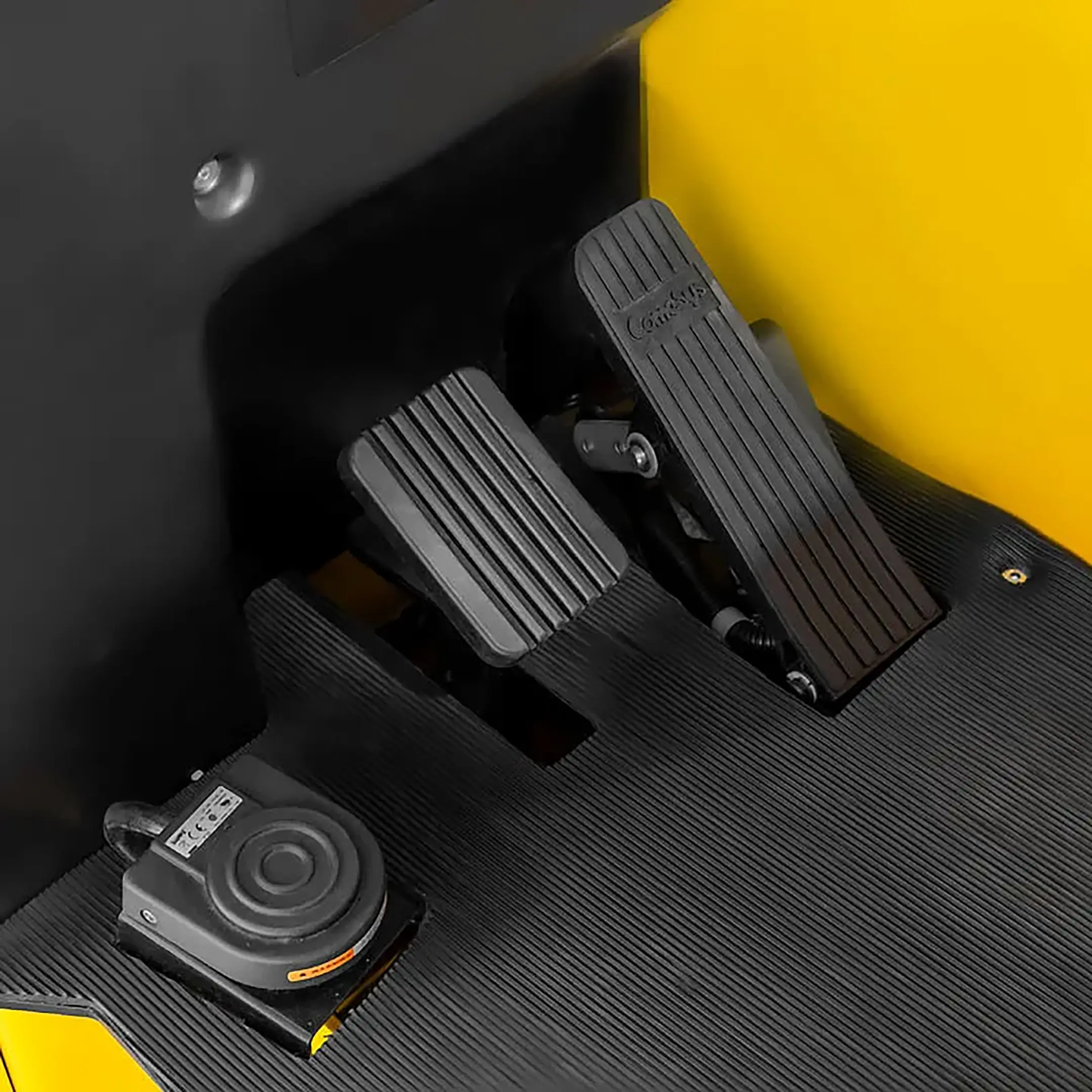 Ричтрак SMARTLIFT MFZ-L16H (1600 кг; 10,5 м; li-ion 48В / 460 Ач)