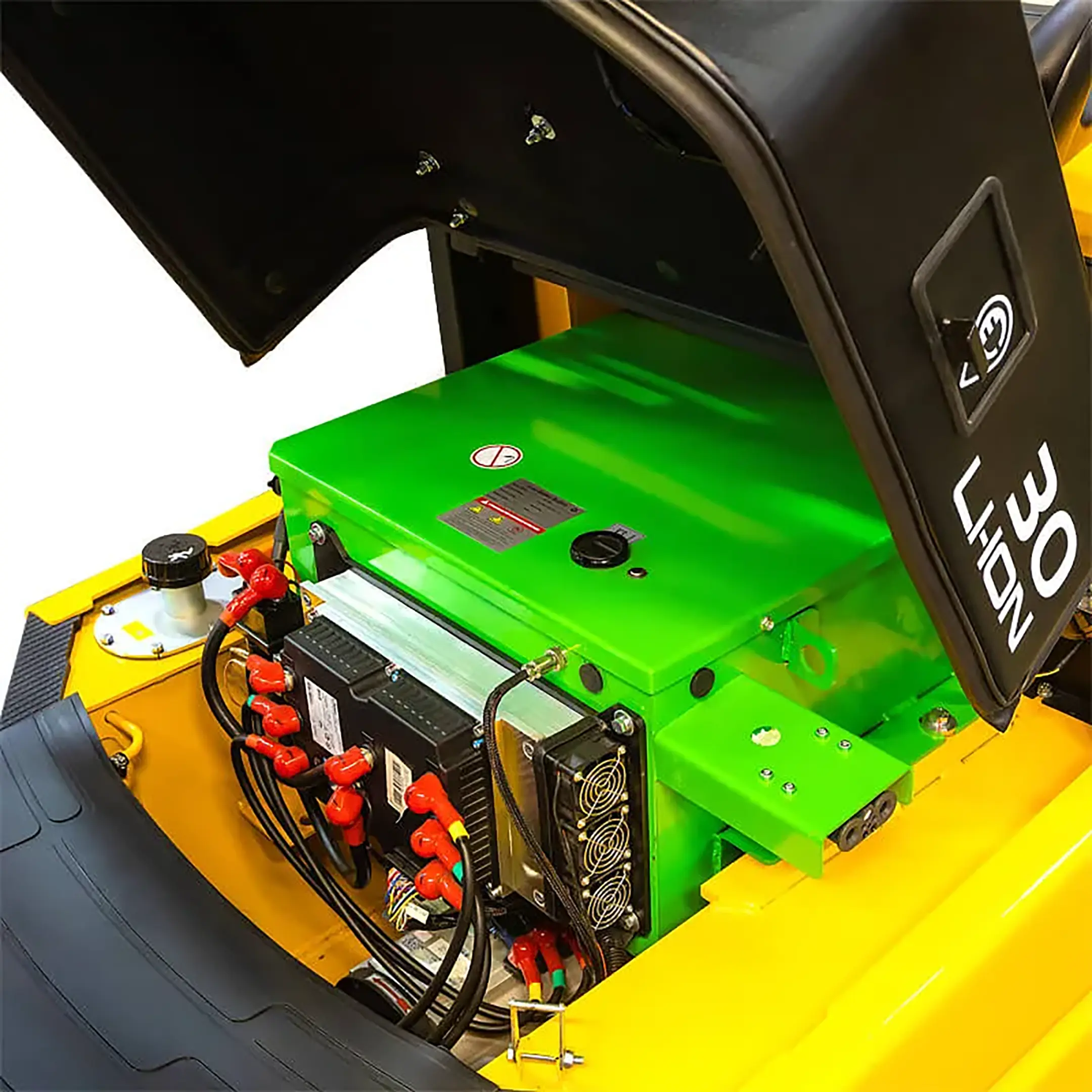 Электропогрузчик SMARTLIFT EFL302 (3000 кг; 4,8 м; li-ion 80В / 280Ач)